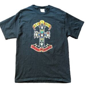 Guns & Roses Vintage Black Band Y2K Short Sleeve Tee Shirt Retro Grunge. Size L.